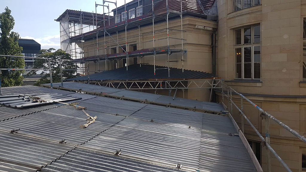 Berlin Technische Uni. Wetterschutzdach